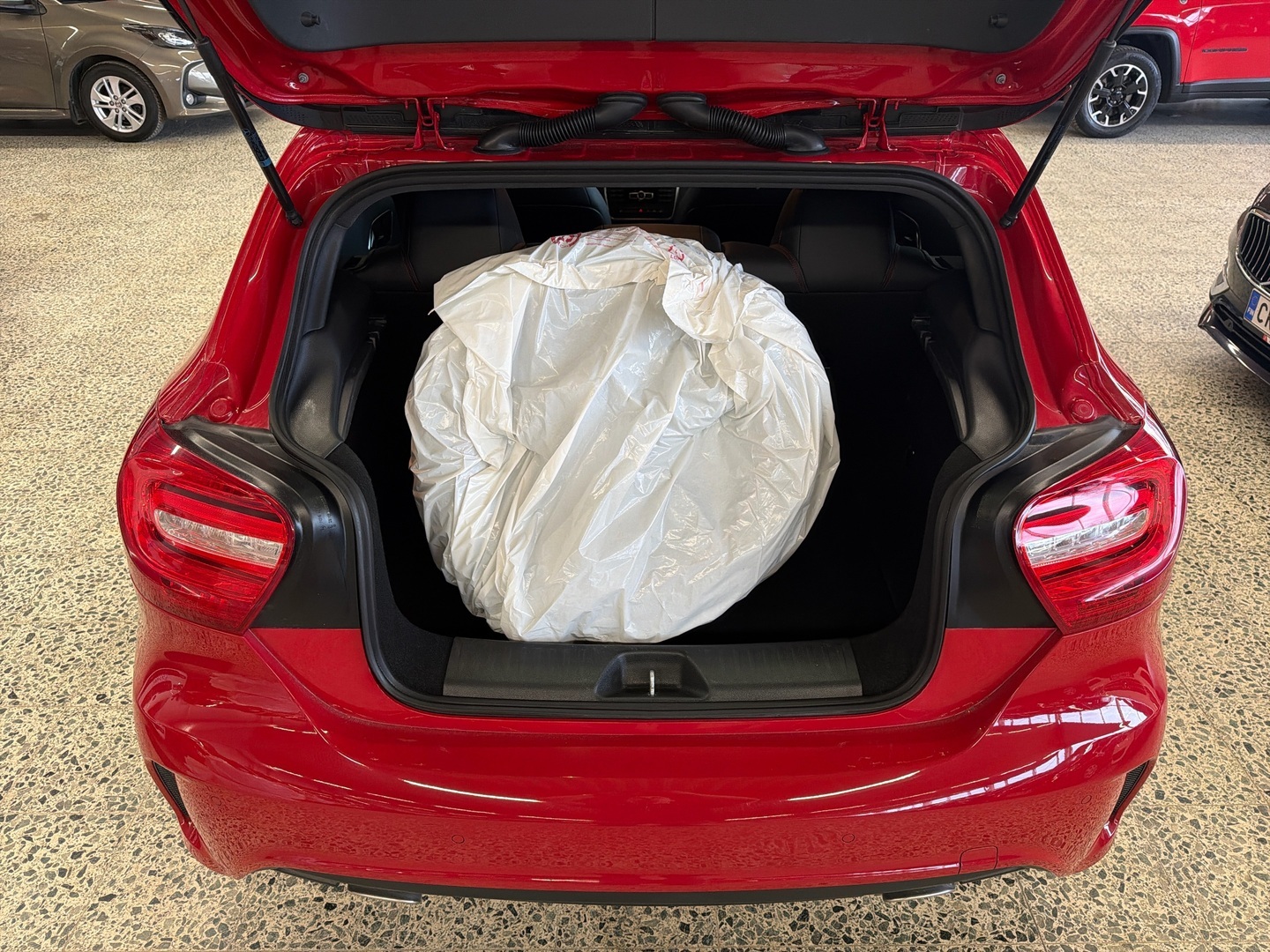 MERCEDES-BENZ A 2013