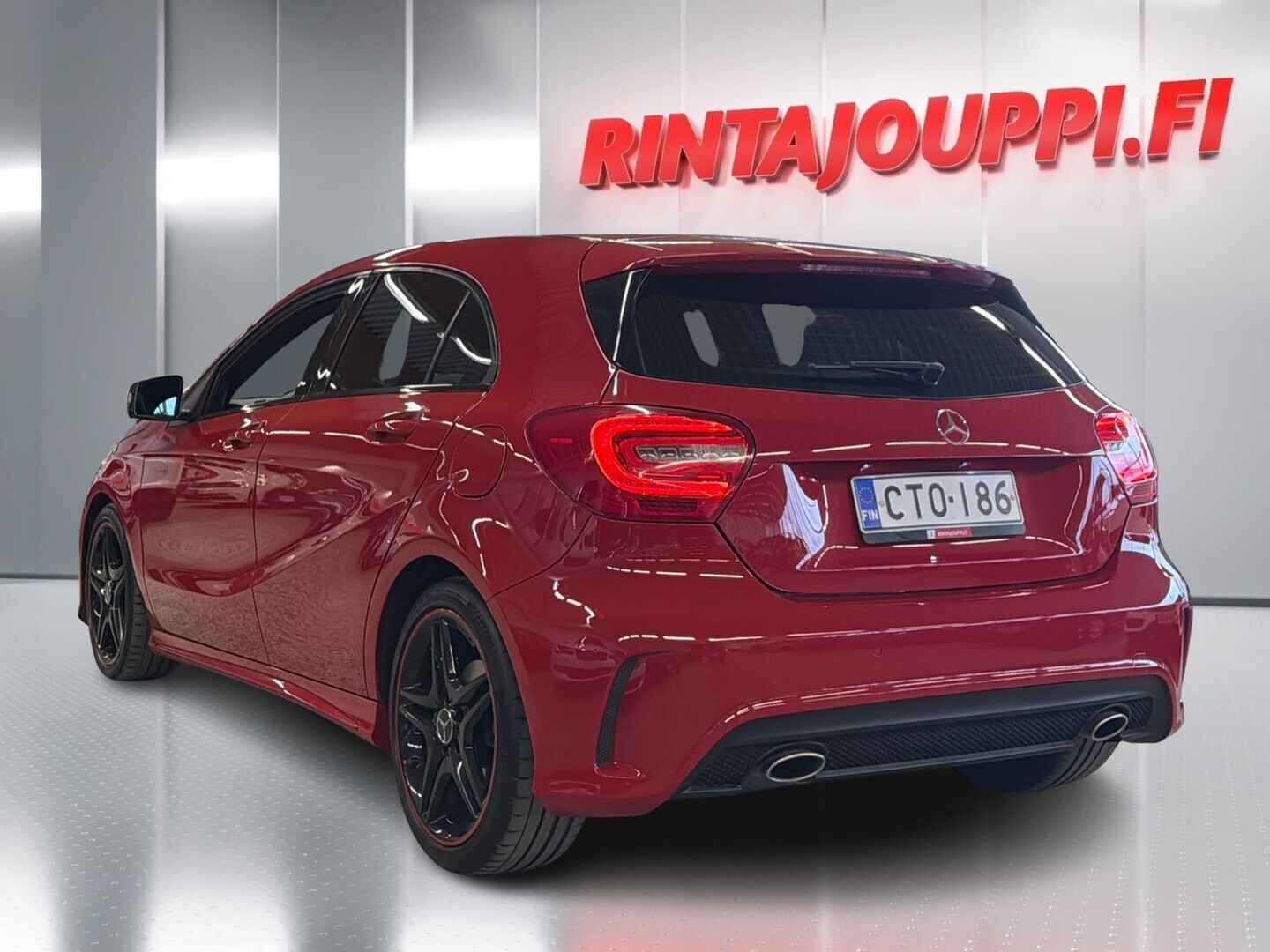 MERCEDES-BENZ A 2013