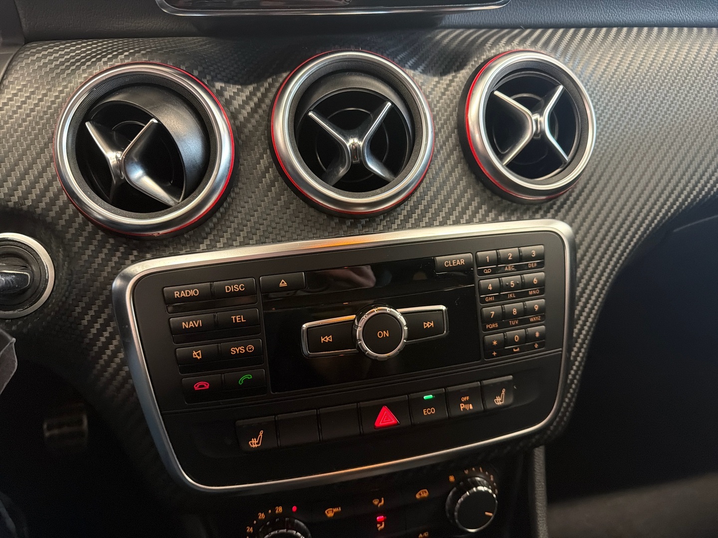 MERCEDES-BENZ A 2013