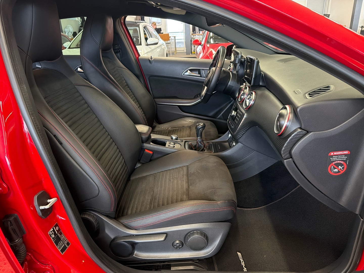 MERCEDES-BENZ A 2013