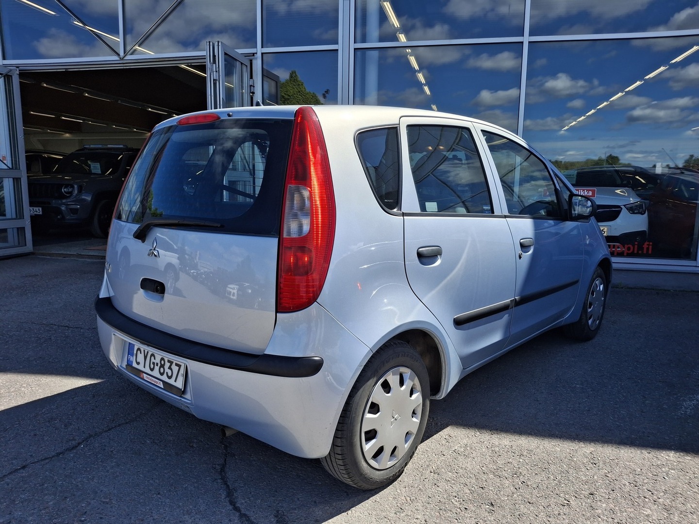 MITSUBISHI Colt 2005