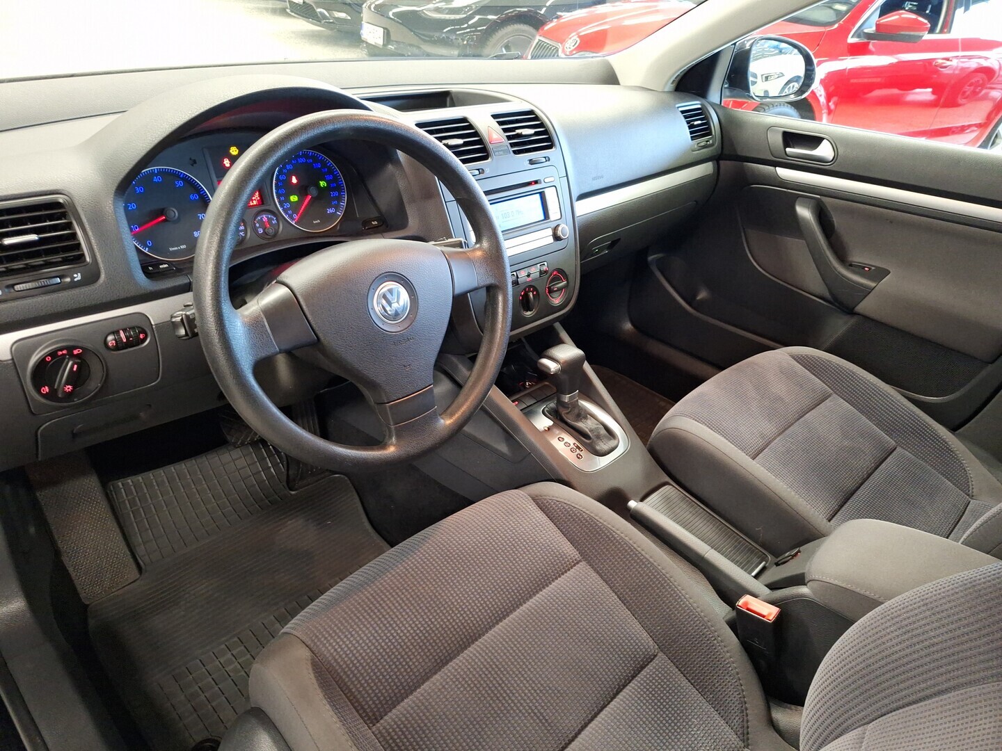 VOLKSWAGEN Jetta 2008