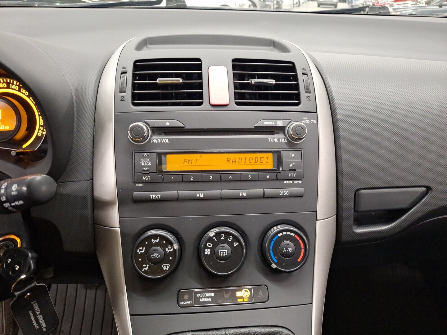 TOYOTA Auris 2007