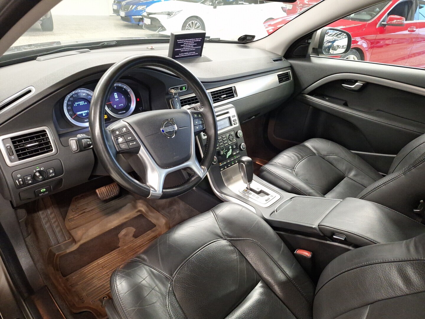 VOLVO S80 2011