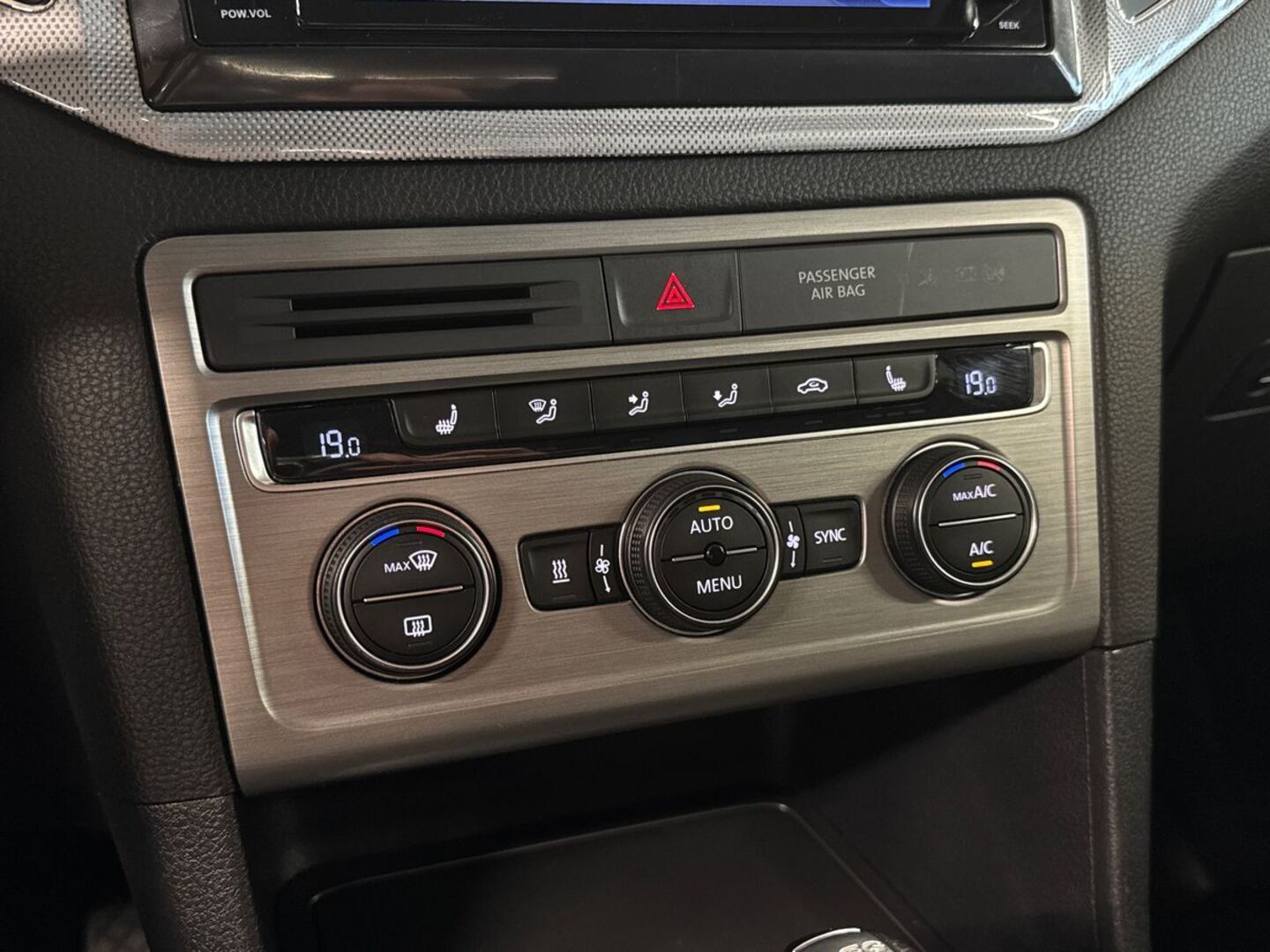 VOLKSWAGEN Golf Sportsvan 2016