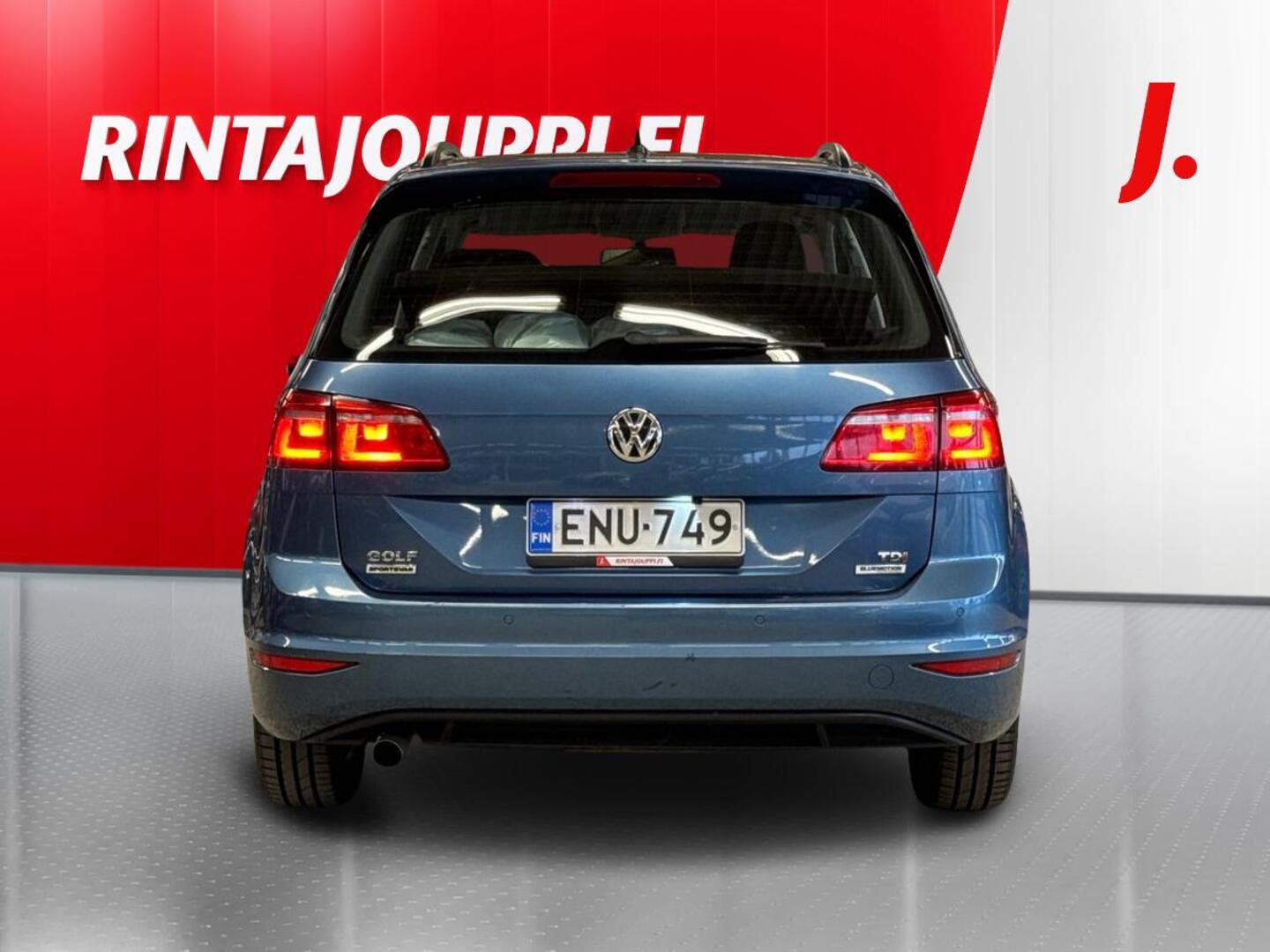 VOLKSWAGEN Golf Sportsvan 2016
