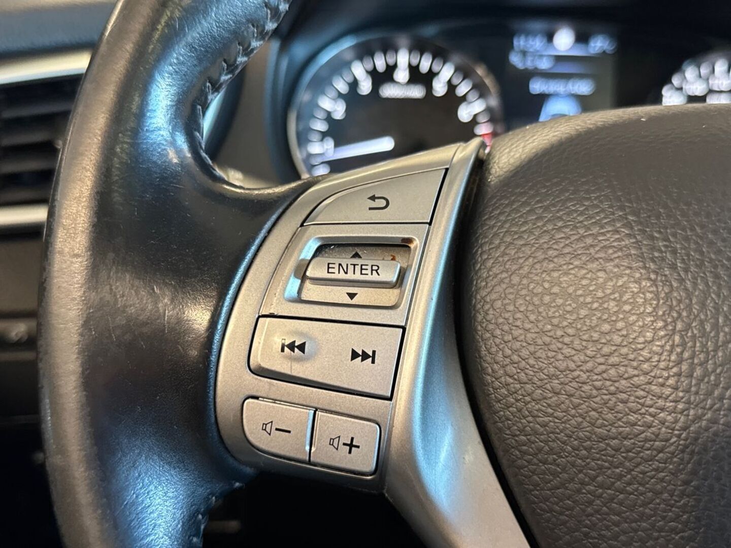 NISSAN Qashqai 2017