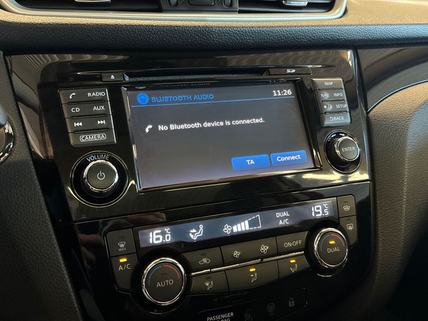 NISSAN Qashqai 2017