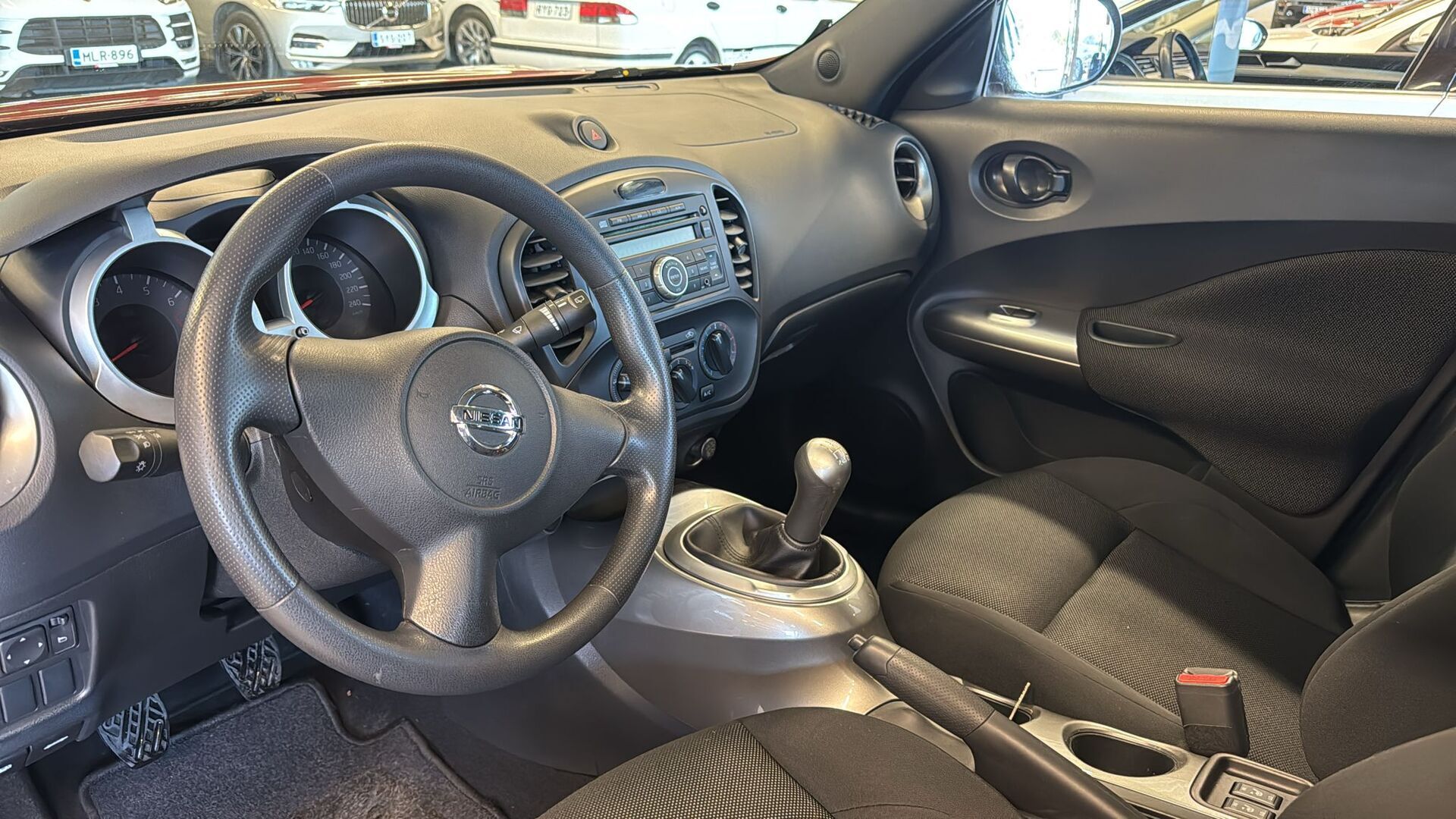 NISSAN Juke 2011