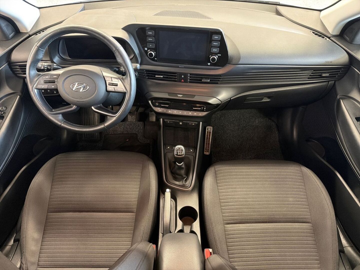 HYUNDAI i20 Hatchback 2021