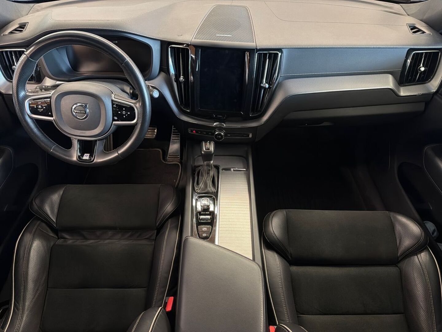 VOLVO XC60 28