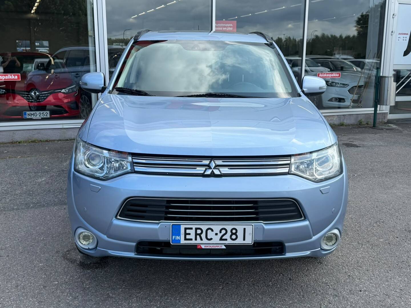 MITSUBISHI Outlander PHEV 2014