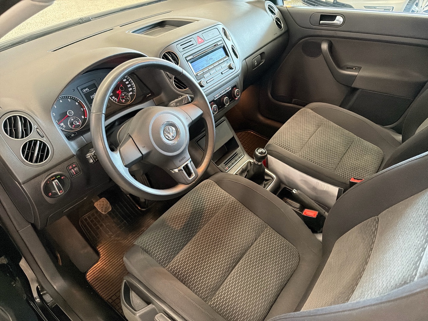 VOLKSWAGEN Golf Plus 2011