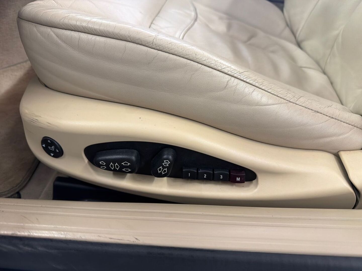 BMW 630 2006