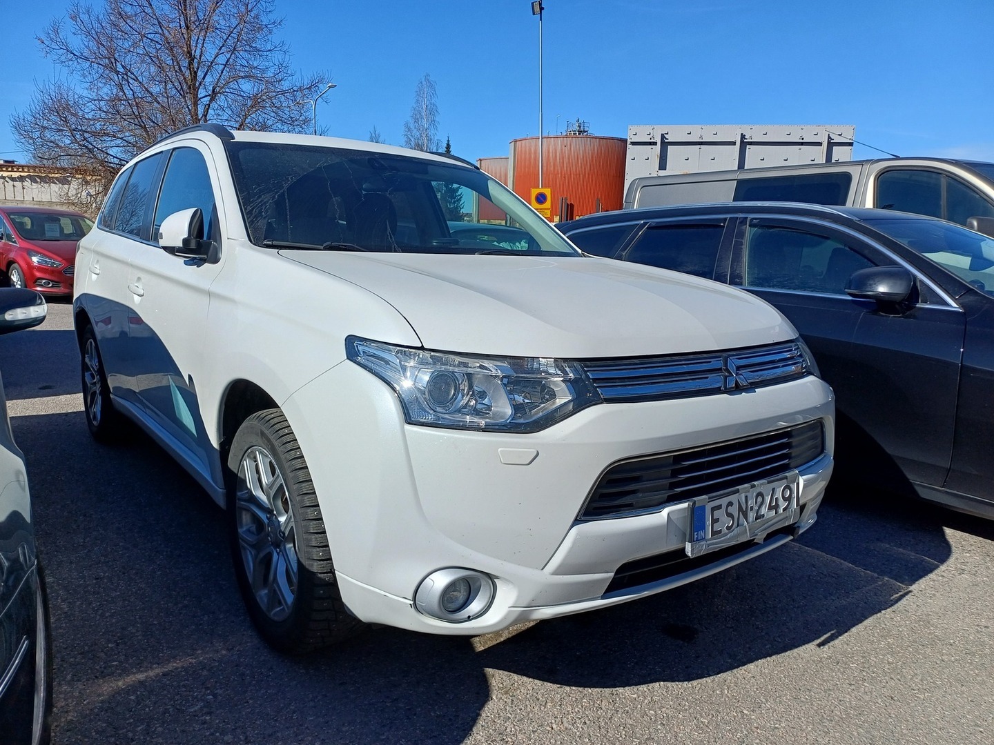 MITSUBISHI Outlander PHEV 2013