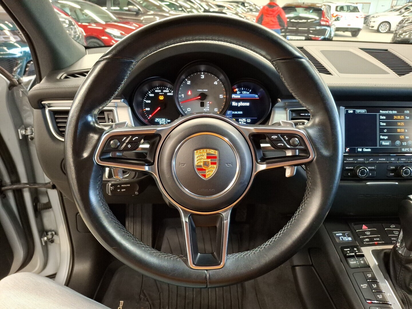 PORSCHE Macan 2015