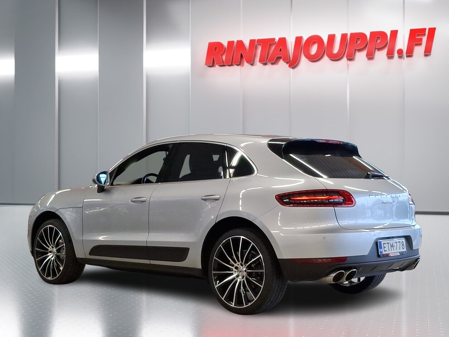 PORSCHE Macan 2015