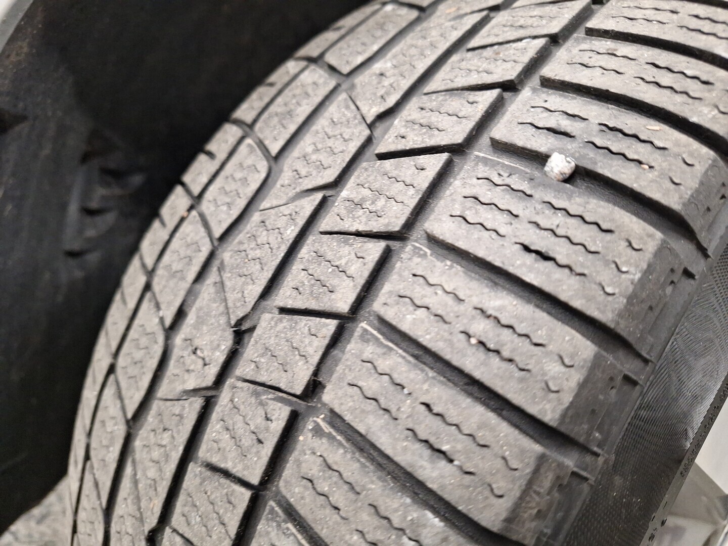 MERCEDES-BENZ E 2007