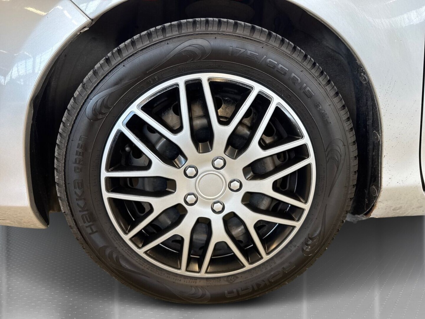 TOYOTA Yaris 2013