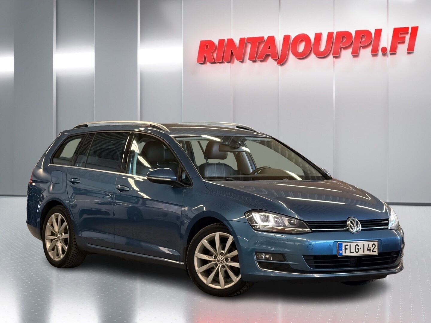 VOLKSWAGEN Golf 2013