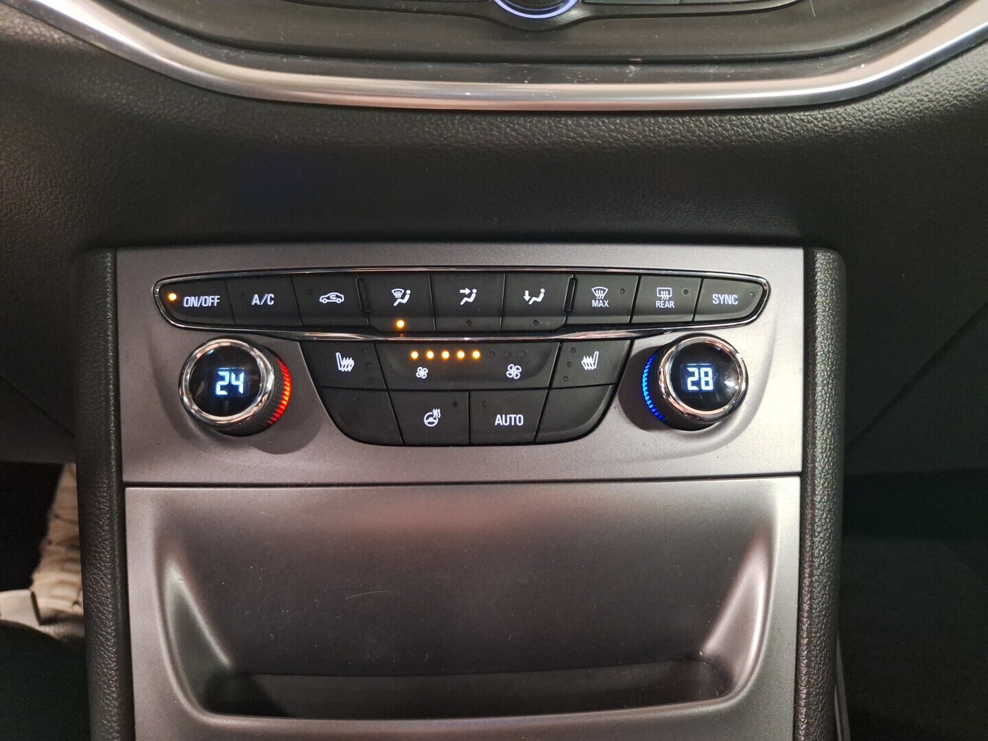 OPEL Astra 2016