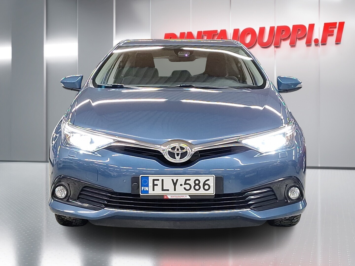 TOYOTA Auris 2016