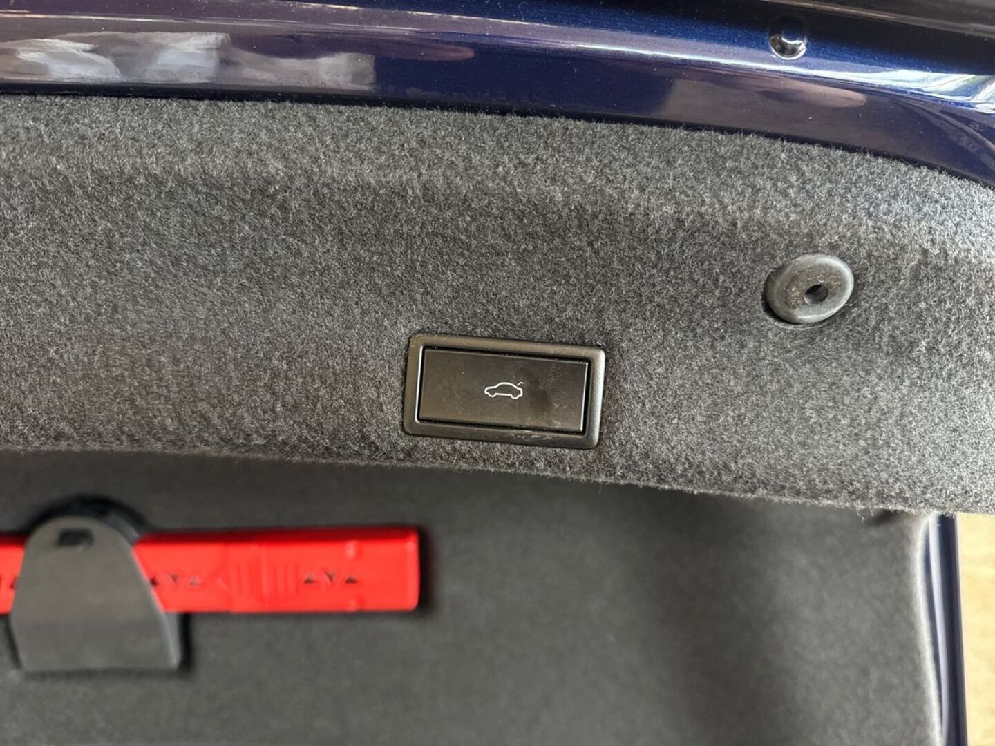 VOLKSWAGEN Passat 29