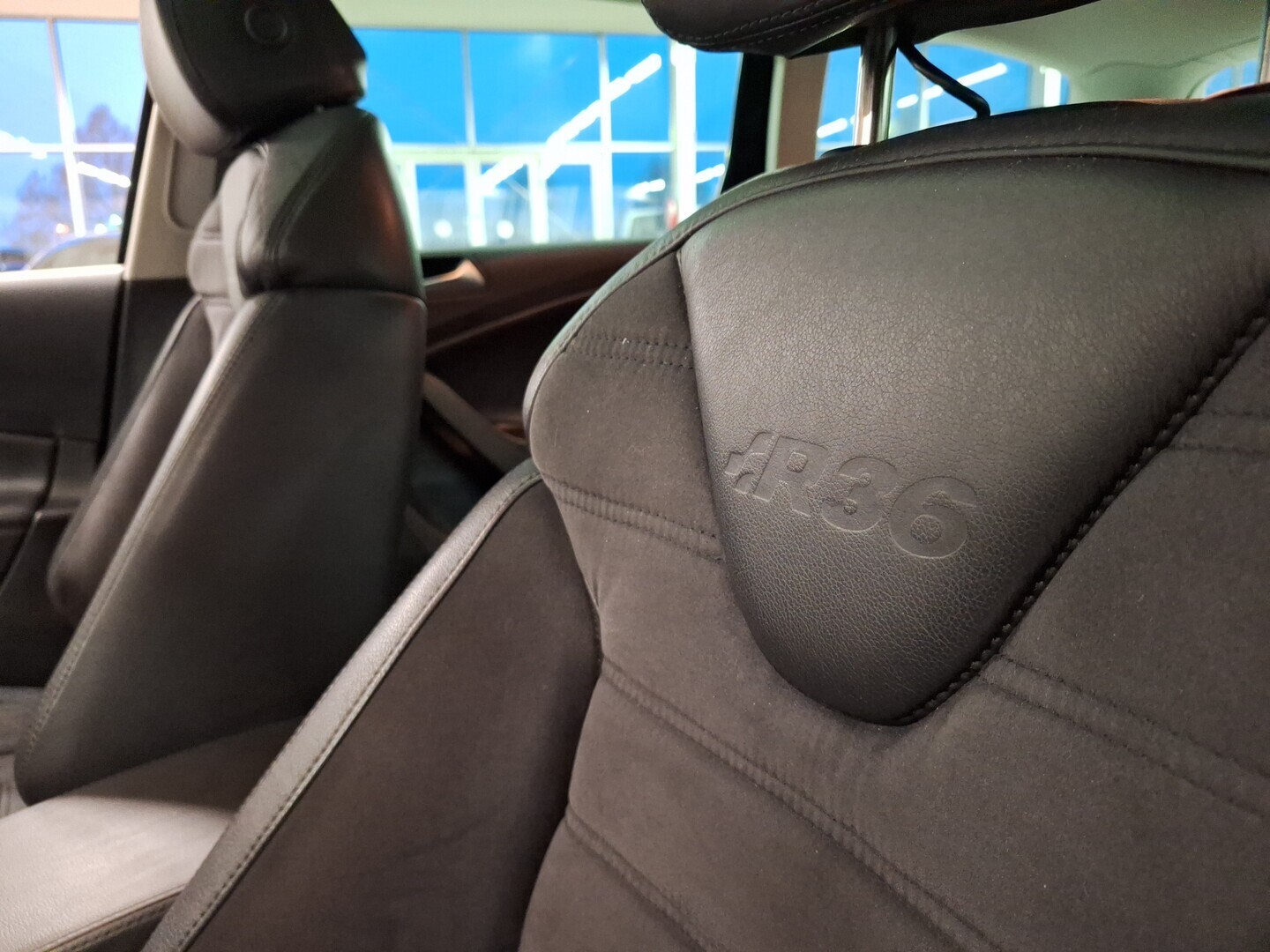 VOLKSWAGEN Passat 2009