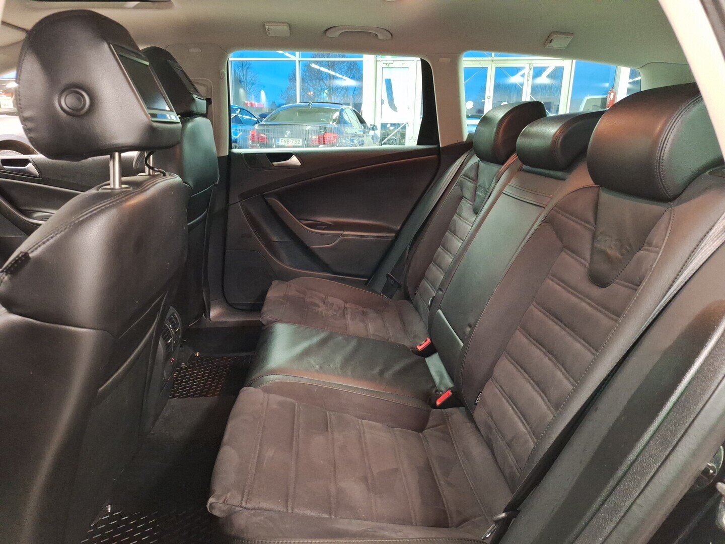 VOLKSWAGEN Passat 2009