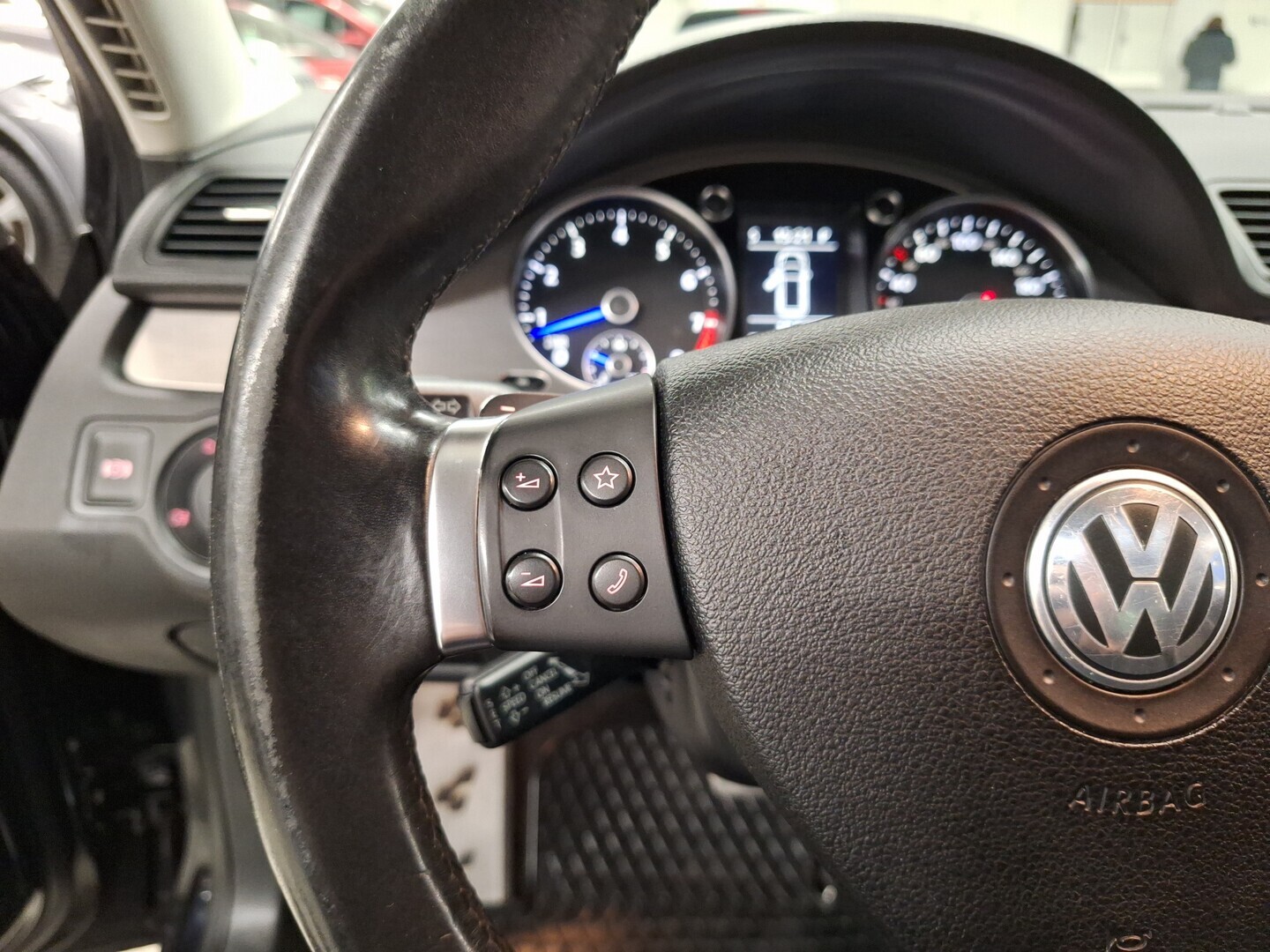 VOLKSWAGEN Passat 2009