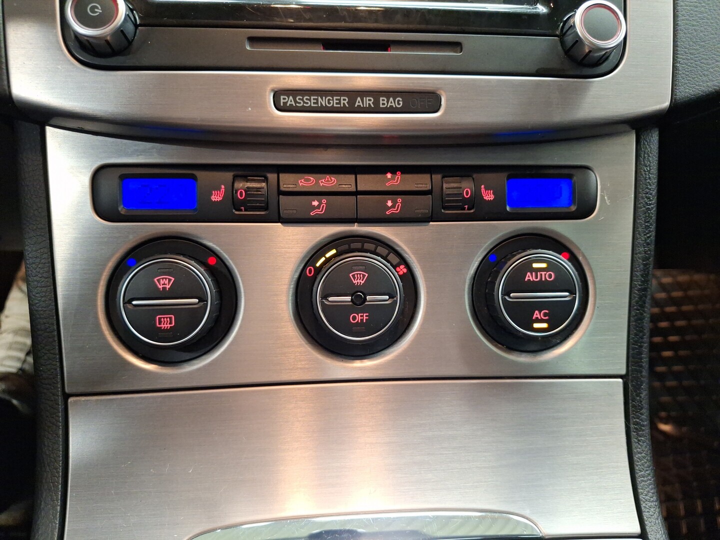 VOLKSWAGEN Passat 2009