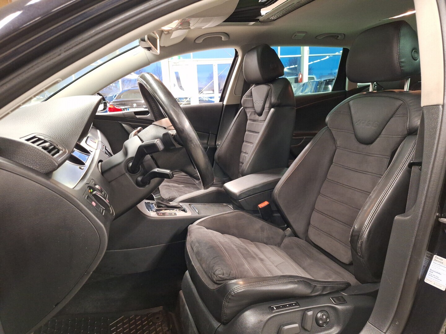 VOLKSWAGEN Passat 2009