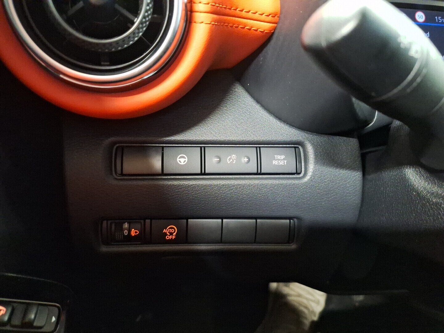 NISSAN Juke 2021