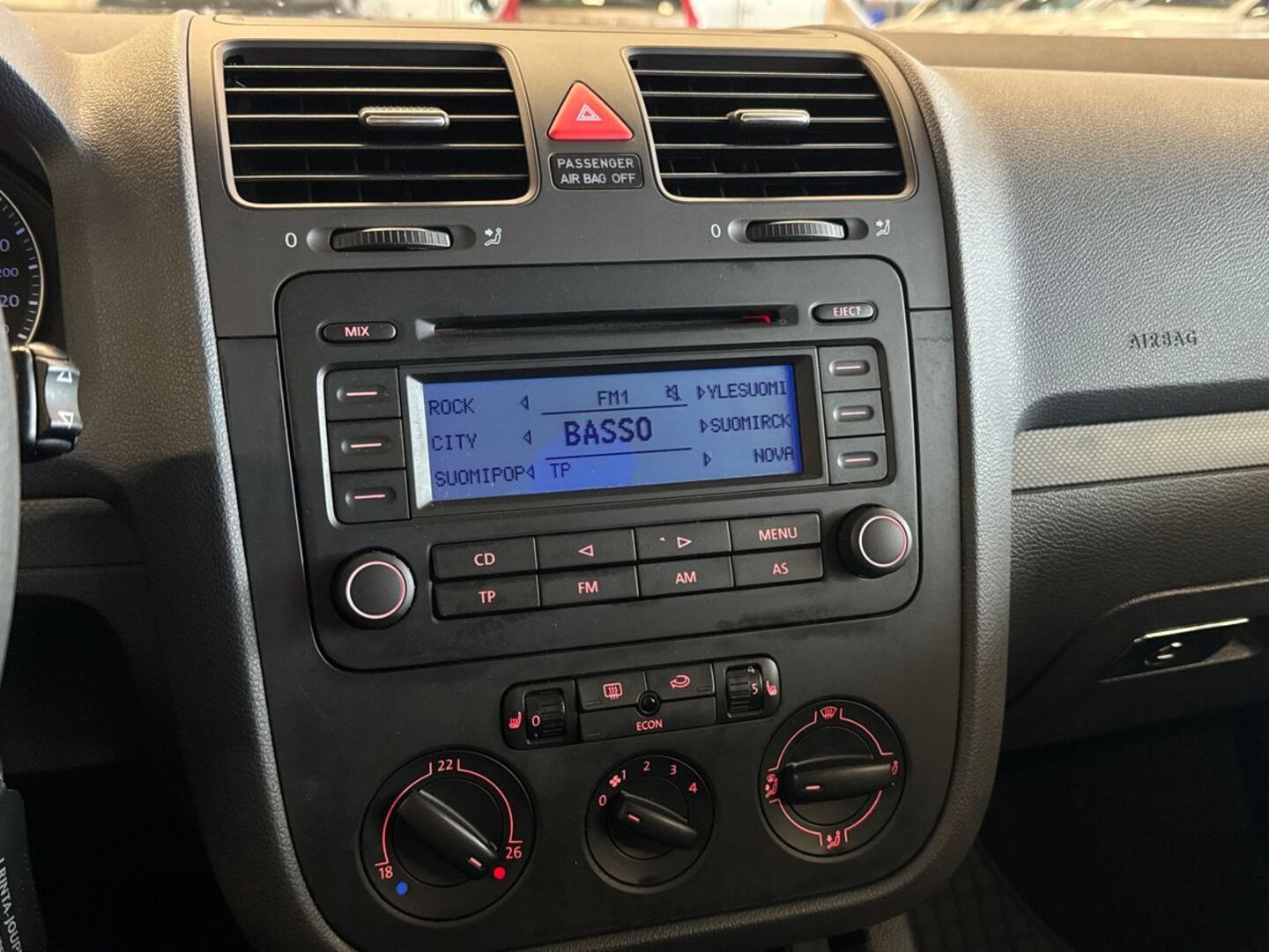 VOLKSWAGEN Golf 2005