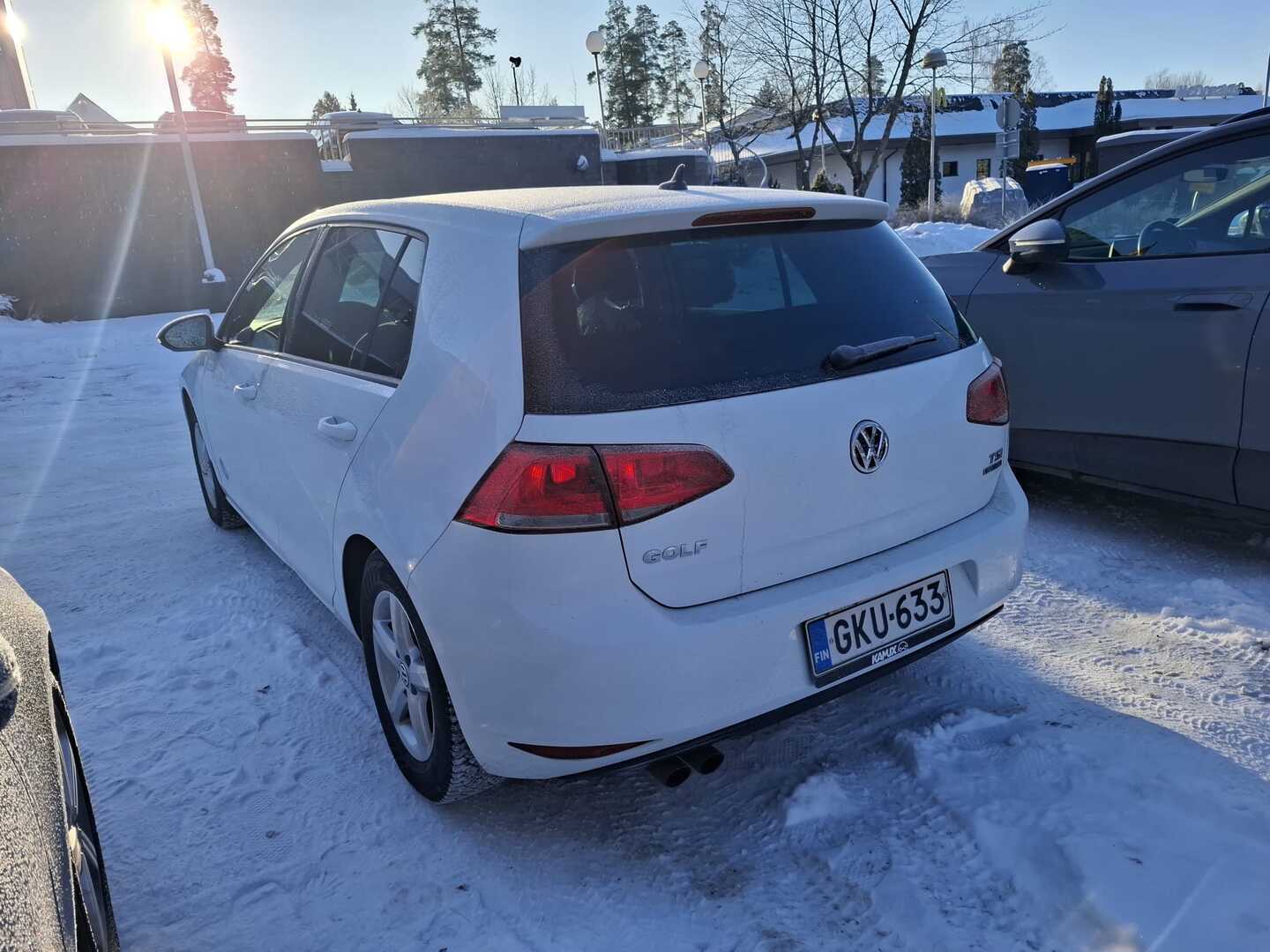 VOLKSWAGEN Golf 2013