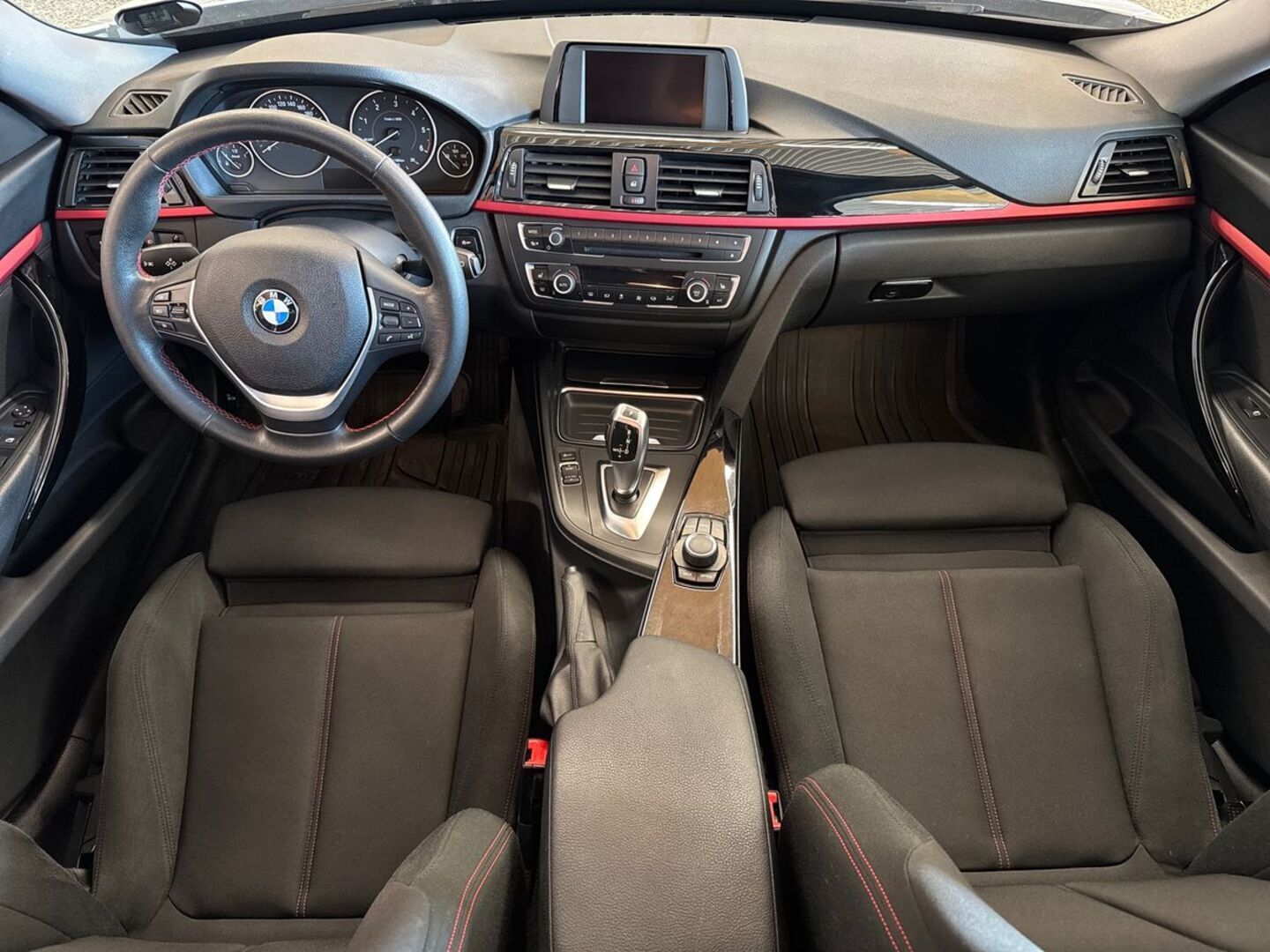 BMW 320 Gran Turismo 2015