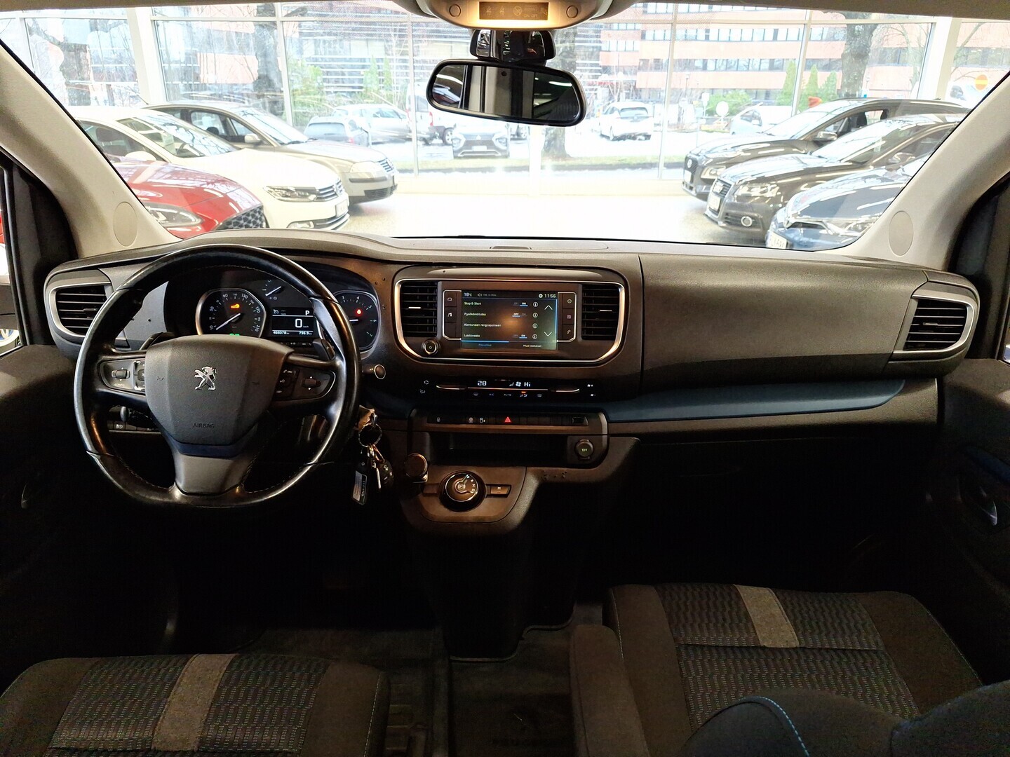 PEUGEOT Traveller 2019