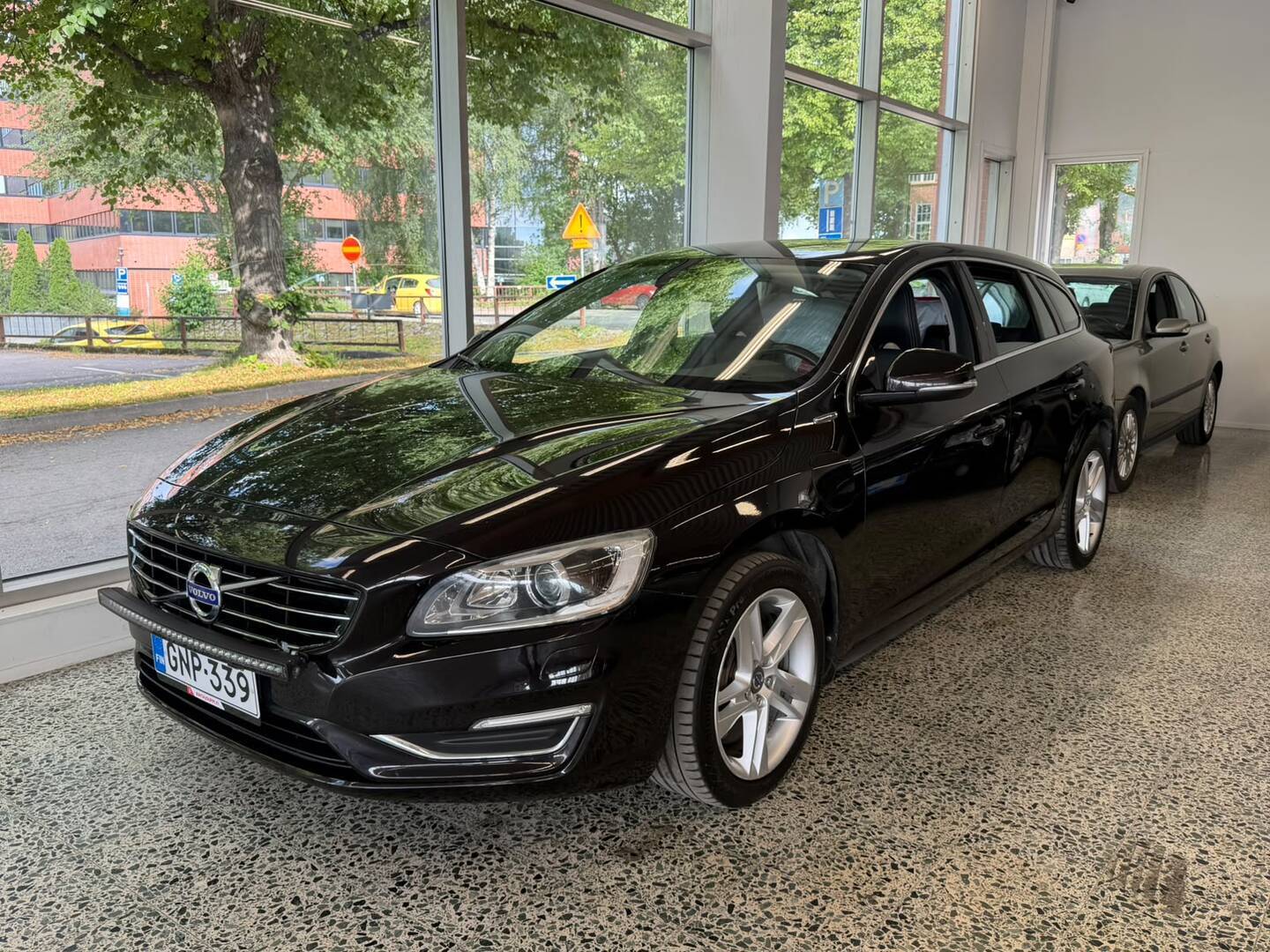 VOLVO V60 2014