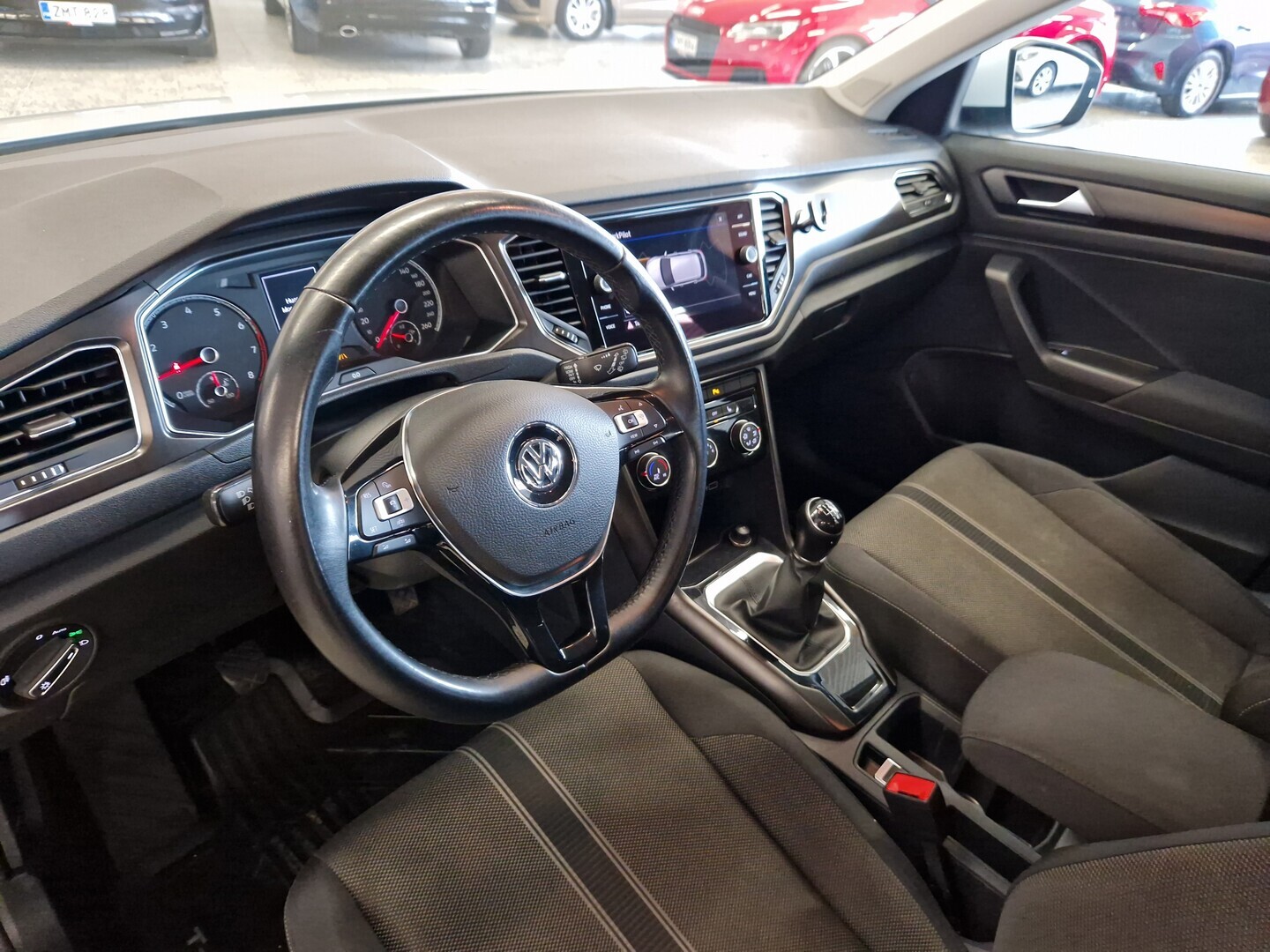 VOLKSWAGEN T-Roc 2019