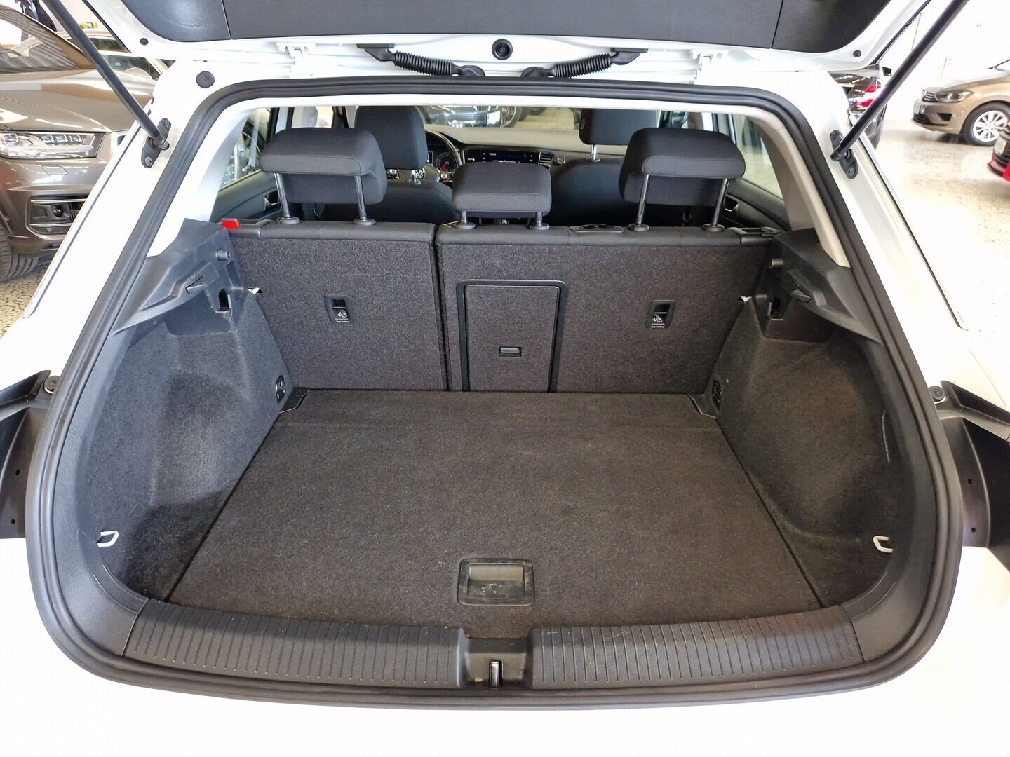 VOLKSWAGEN T-Roc 2019