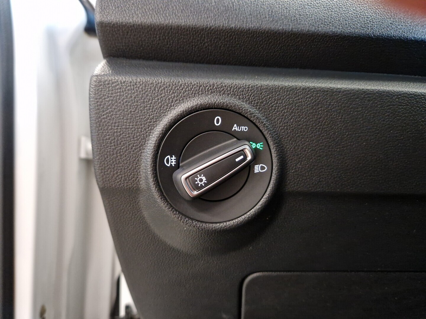 VOLKSWAGEN T-Roc 2019