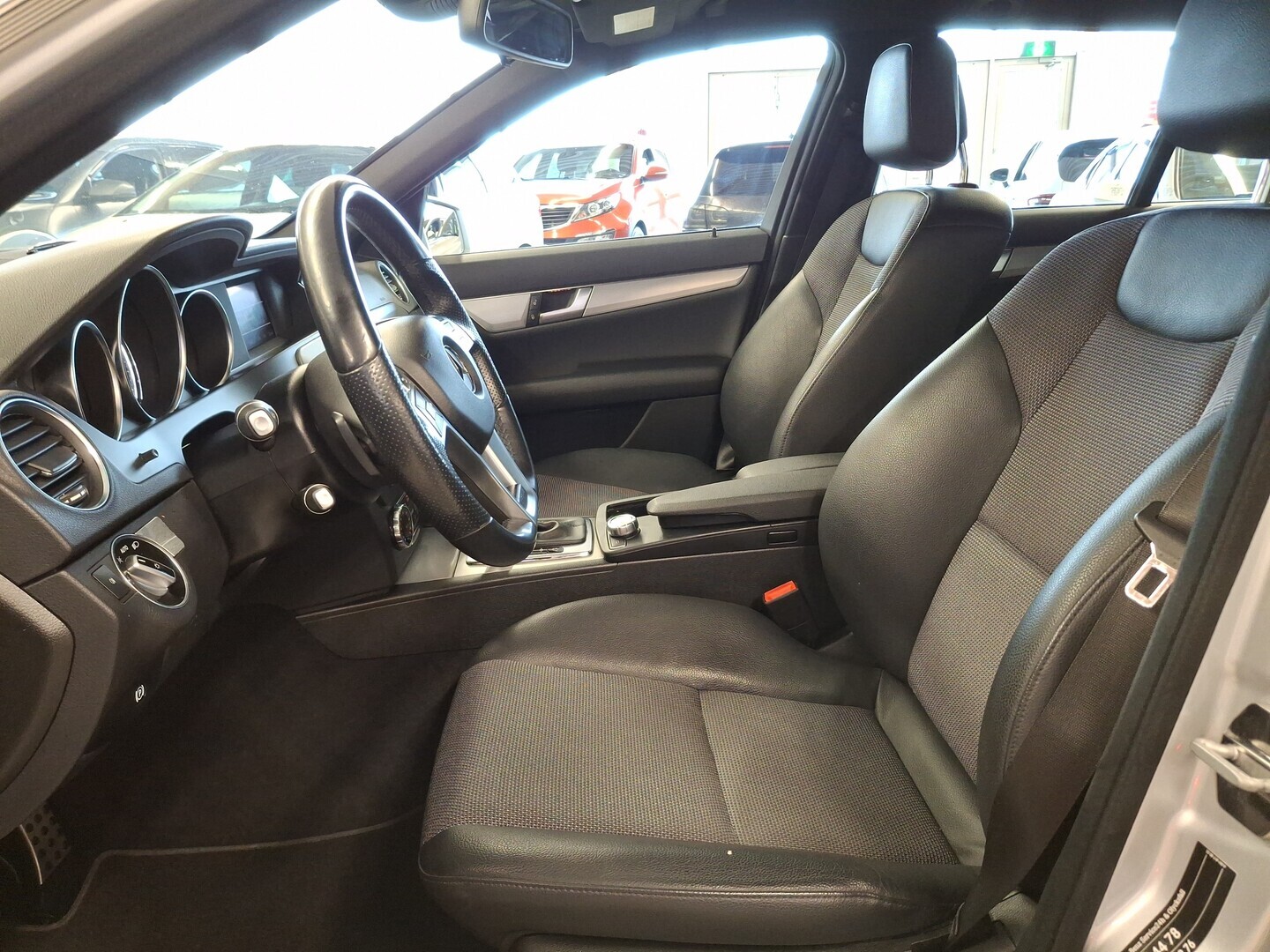 MERCEDES-BENZ C 2013