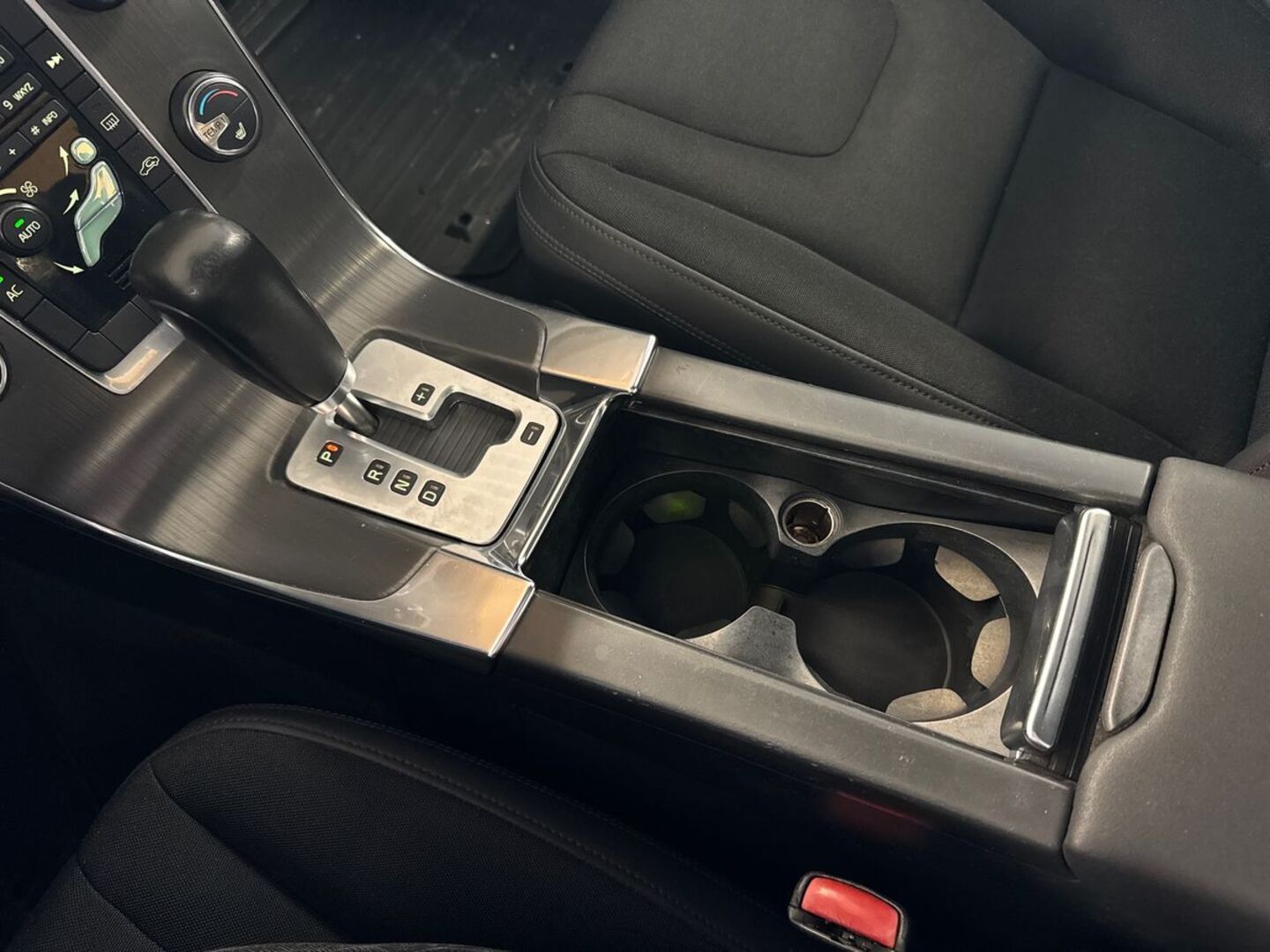 VOLVO S60 2011
