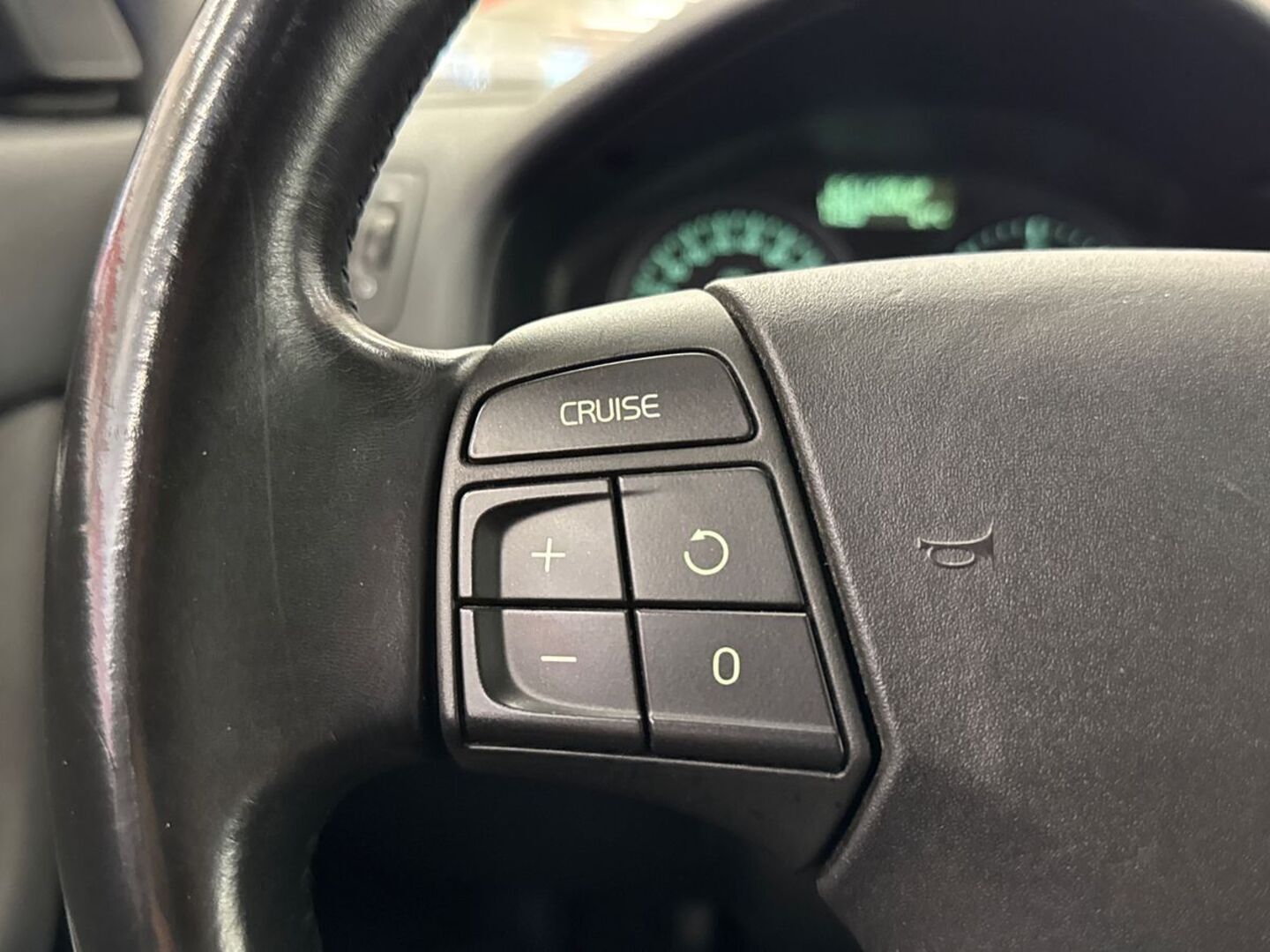 VOLVO V50 2010