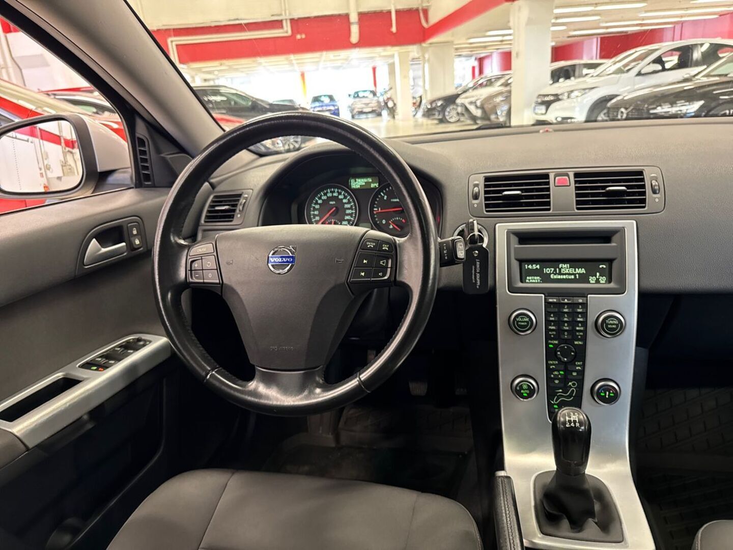 VOLVO V50 2010