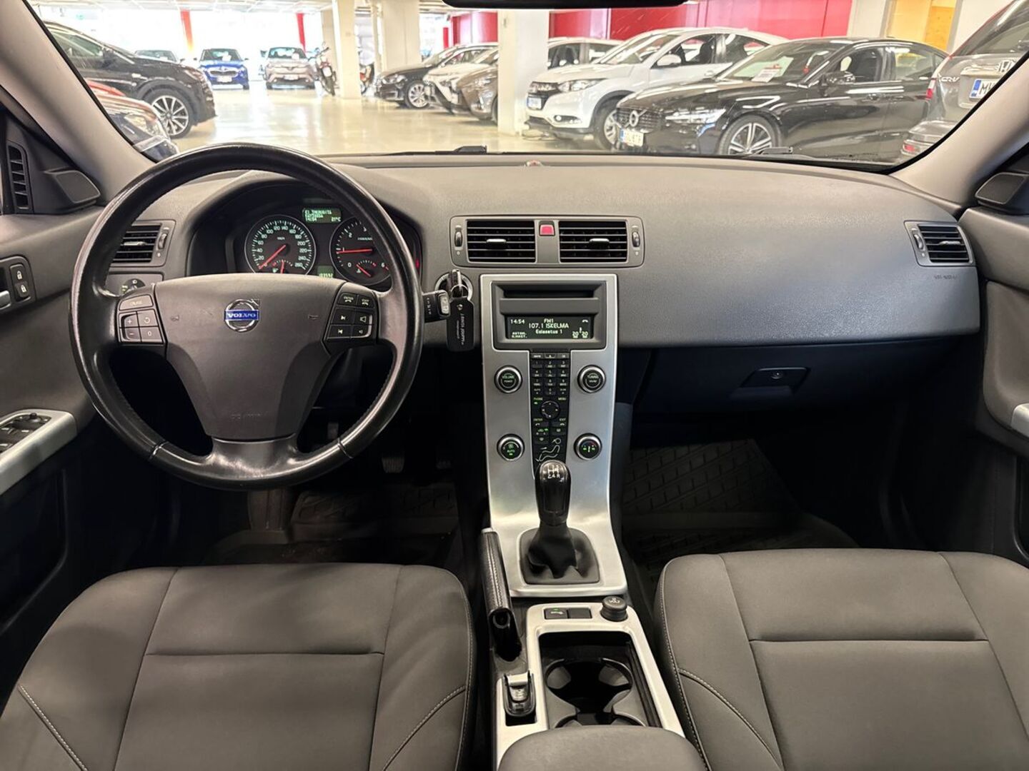 VOLVO V50 2010