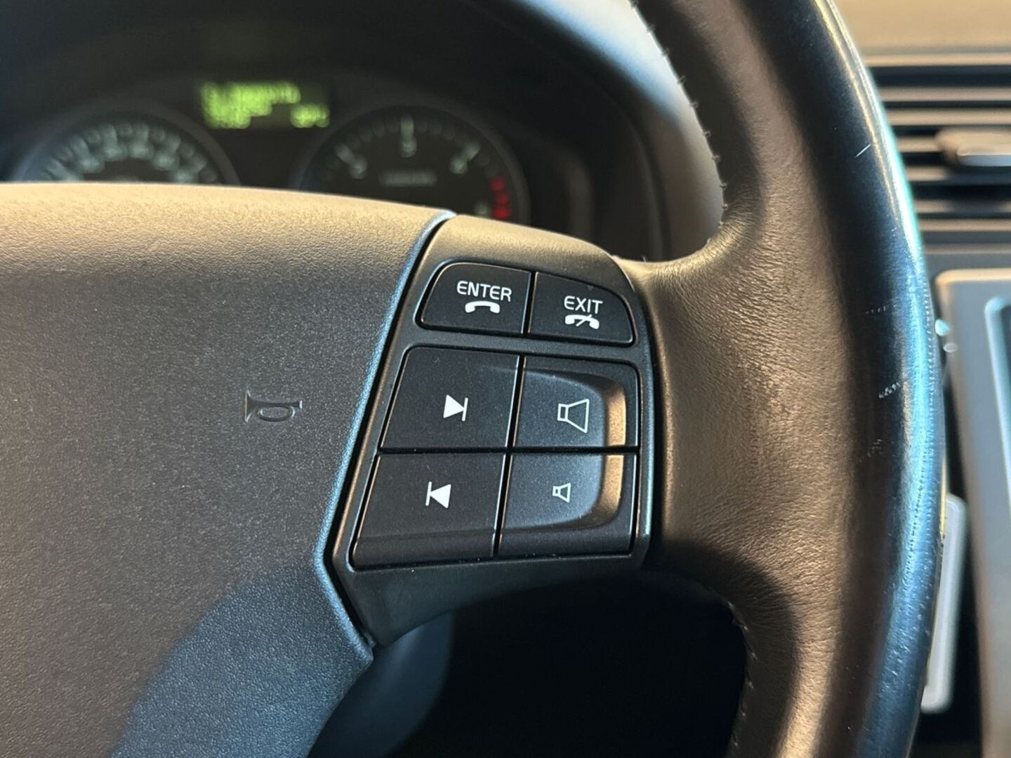 VOLVO V50 2010