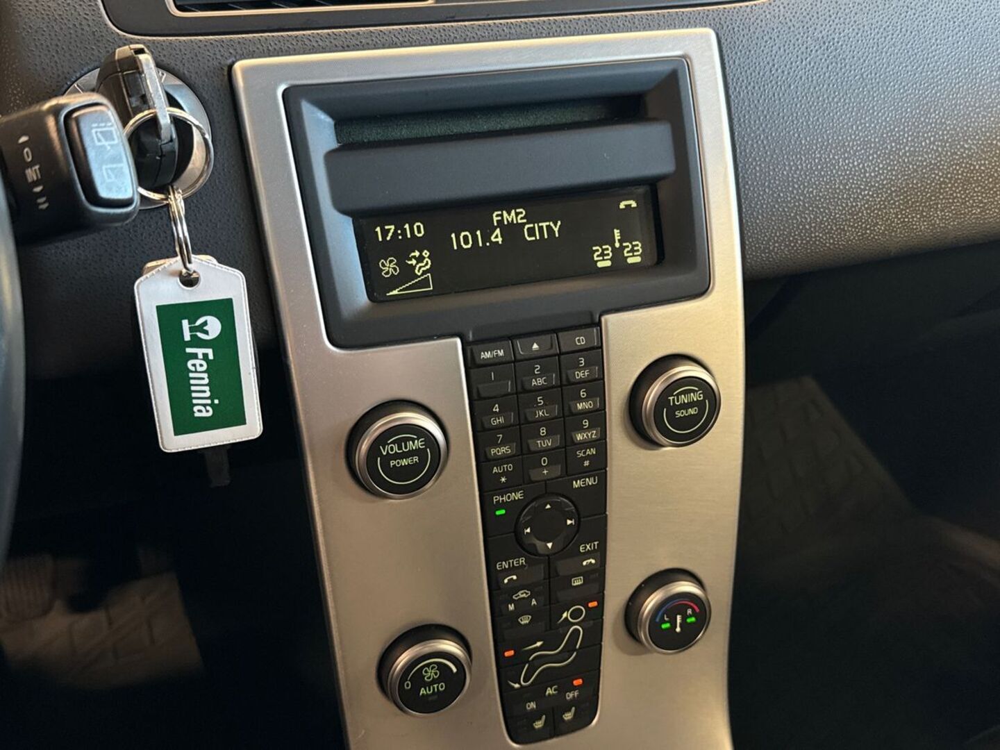 VOLVO V50 2010