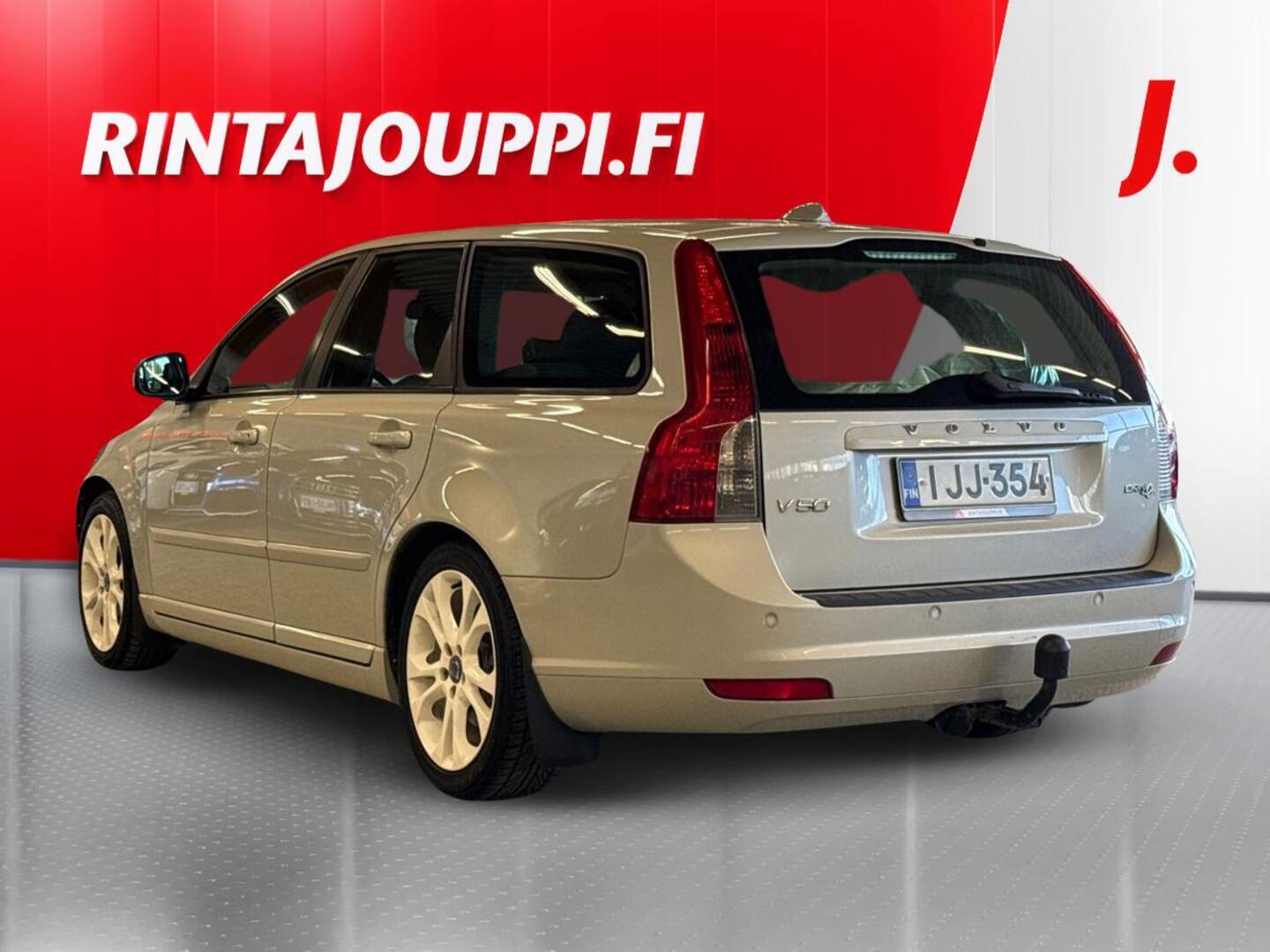 VOLVO V50 2010