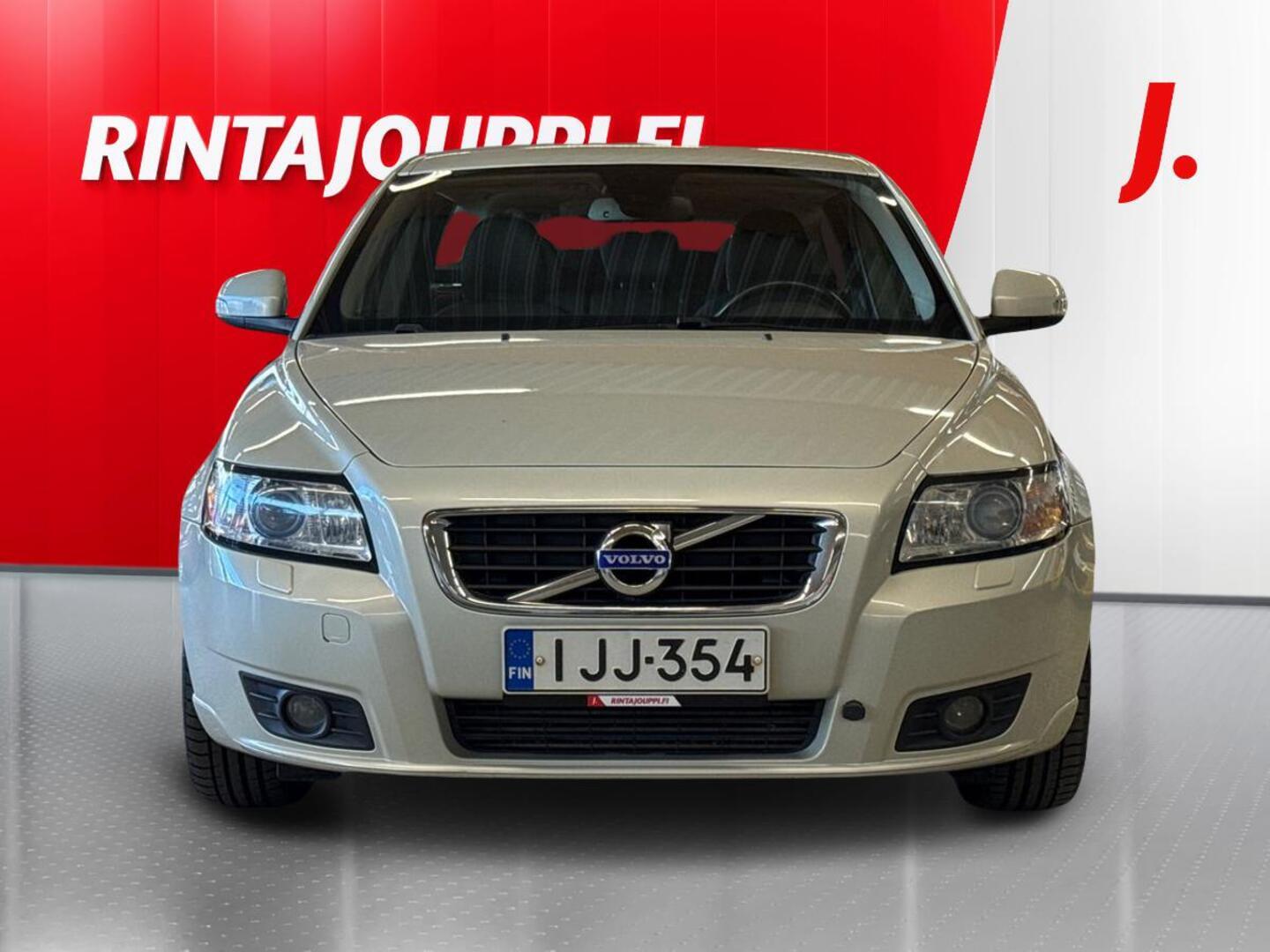 VOLVO V50 2010